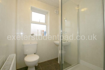 1st floor bathroom