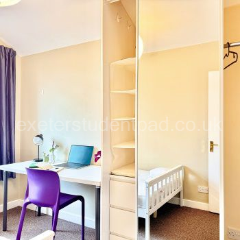Bedroom 1 (1st Floor)